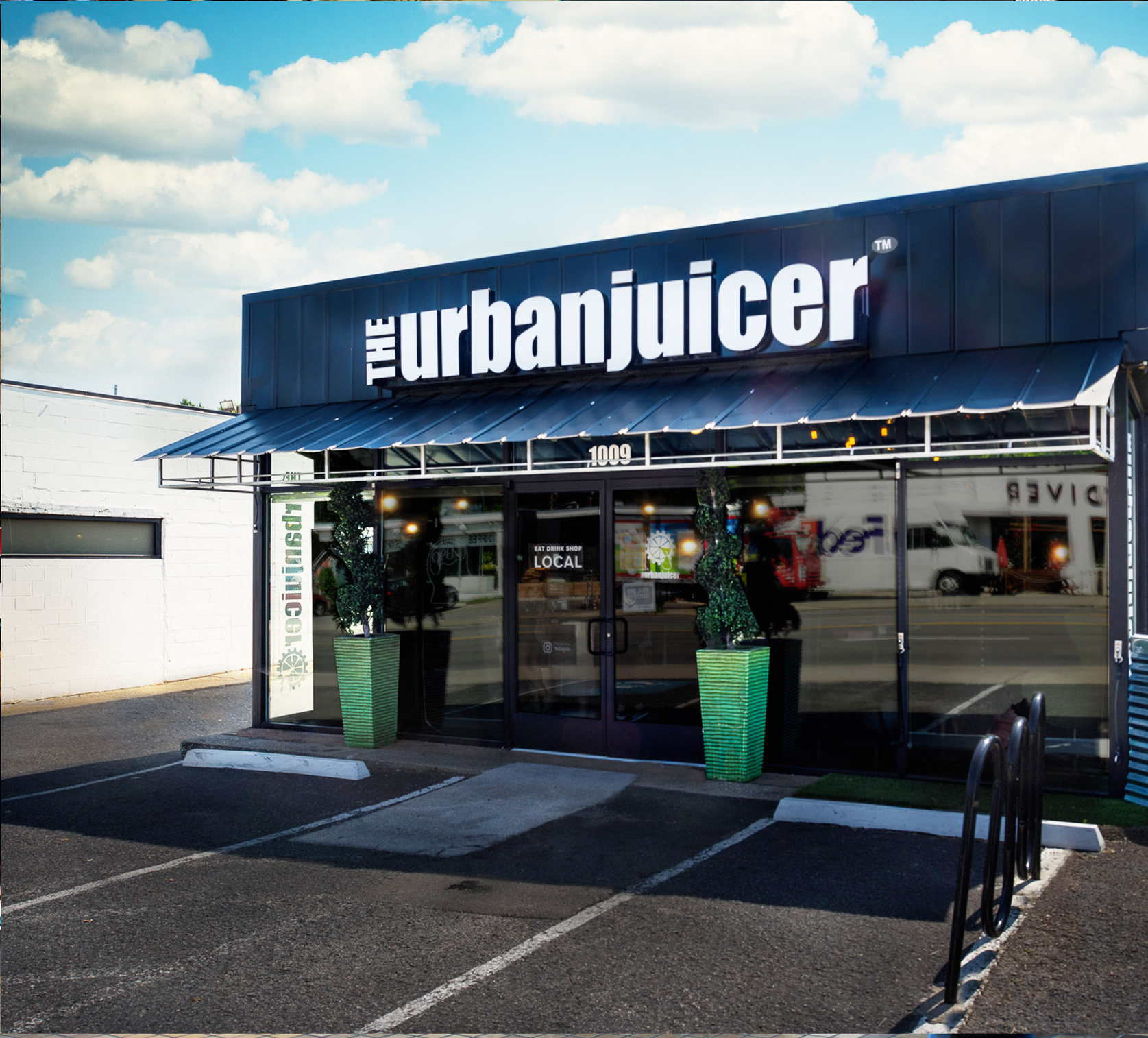 the urban juicer exterior 3